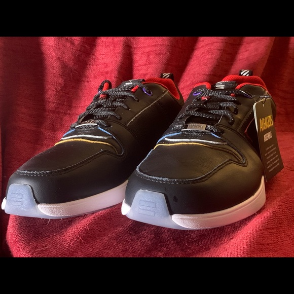 Tom’s - Picture 3 of 5